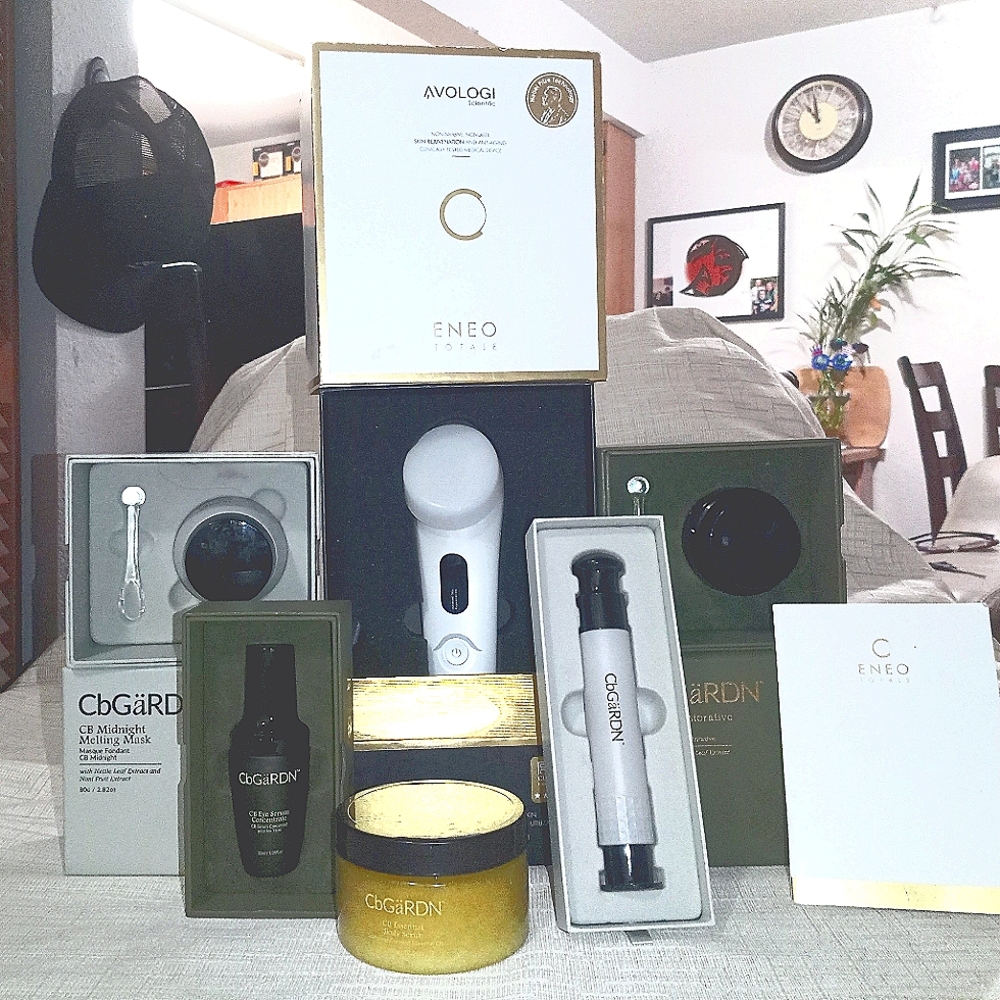 Eneo Skincare Tool - Sleek White